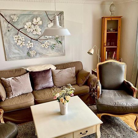 Gemuetliche Ferienwohnung Sagard Esterno foto