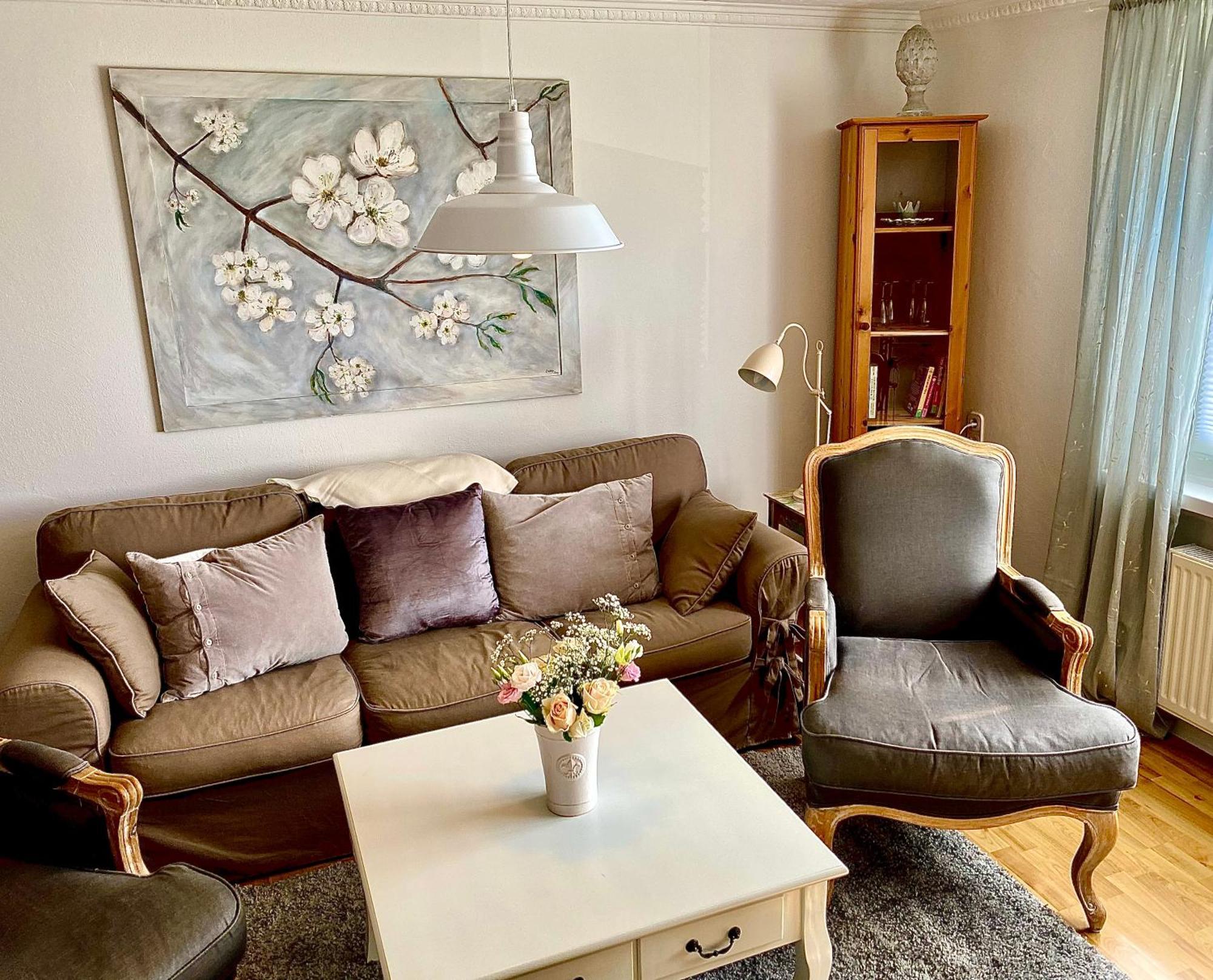 Gemuetliche Ferienwohnung Sagard Esterno foto
