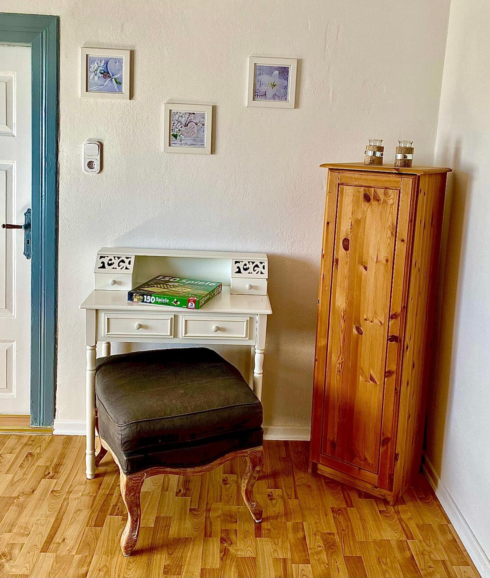 Gemuetliche Ferienwohnung Sagard Esterno foto
